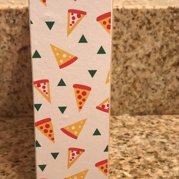 You Can’t Make Everyone Happy You’re Not PIZZA - Picture 3 of 4